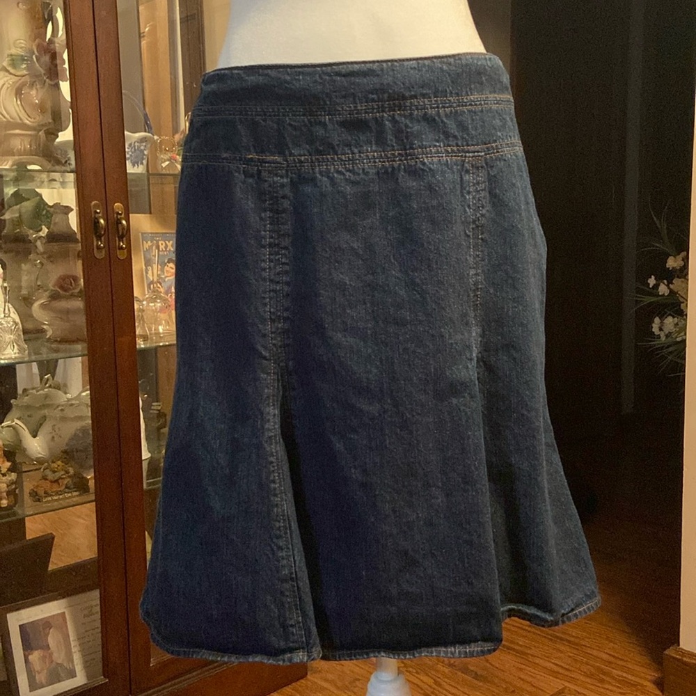 Size 6P Champs denim Jean skirt with pleats